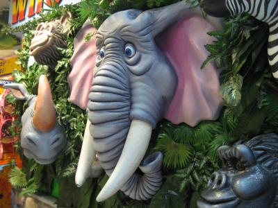 【カナディアンロッキーの旅(41)】空港で見た印象的なもの