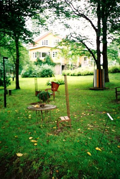 フィンランドの小さなアーチスト村、フィスカルス。