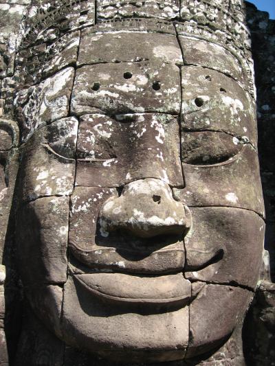 カンボジア~アンコールトムとタプロム、そしてプノンバケンの夕陽~