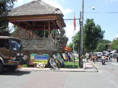 ウブド・雑貨街、モンキーとライステラス