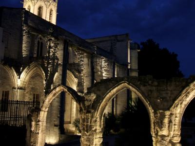 南仏のローマ遺跡と中世城壁都市（７）アヴィニョン