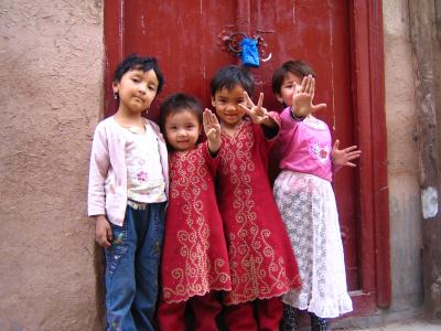 初中国なのにウイグル自治区!