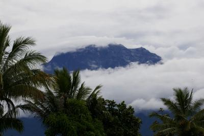 キナバル山が印象的なコタキナバルその１