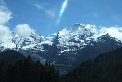 スイス鉄道とアルプスハイキングその０３～ミューレン、アルメントフーベル