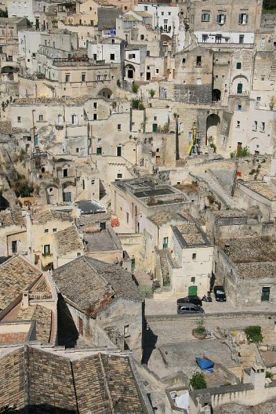 世界遺産マテーラ 南イタリアの太陽の下での思わぬ出会い