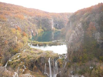プリトヴィッツェ国立公園(クロアチア)・・紅葉の時期