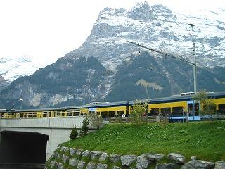 グリンデルワルドのハイキング