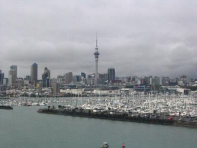 嵐のオークランド