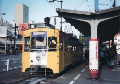 万葉線と富山新港