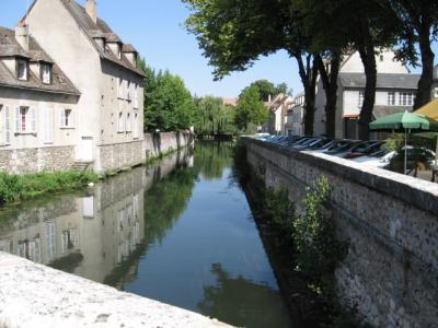 2007年夏のパリ旅日記(10)・・・シャルトル、ヴェルサイユ