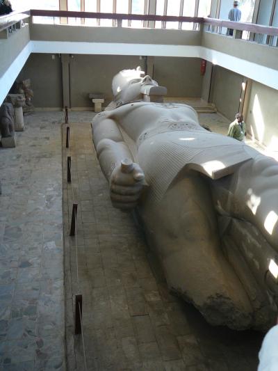 ふたりのエジプト8日間：ラムセス2世博物館?