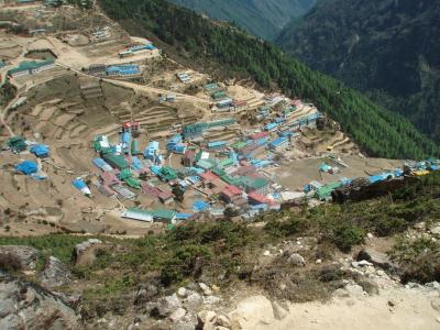 エヴェレスト街道トレッキング?　クムジュン～ナムチェバザール