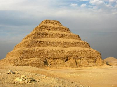2007秋、ギリシャ・エジプト旅行記(24/36)：12月3日(5)：サッカーラ、死者の町、階段ピラミッド