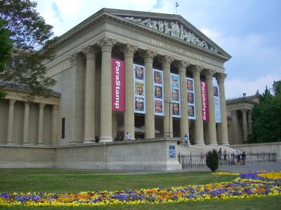 欧州鉄道の旅（★世界文化遺産：ブダペスト/西洋美術館 Budapest:Szepmuveszeti Muzeum）
