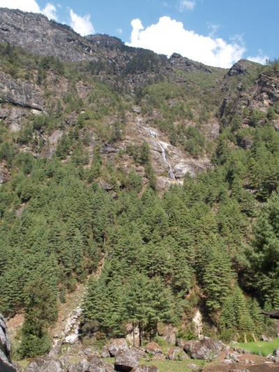 エヴェレスト街道トレッキング?　滝めぐりシリーズ海外編・エヴェレスト街道の滝