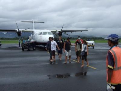 大洪水の中　　ロンボク島へ