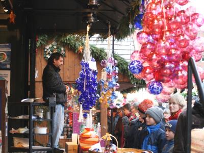 2007暮、ドイツ旅行記(12/20)：12月15日(2)：ウルム、ウルム大聖堂、クリスマス・マーケット、大道芸