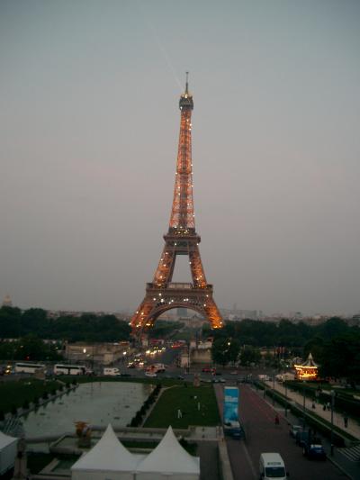 一人旅のパリ?モンパルナスとエッフェルのきらきら