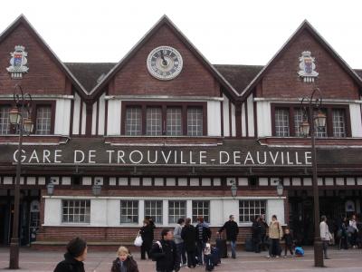 201１年フランスサミット　G8の首脳会議開催地であり、映画 ”男と女”の舞台になった街、ドーヴィルとトウルーヴィル