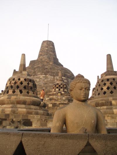 日本人に比べてちっちゃ黒い人ばっか。