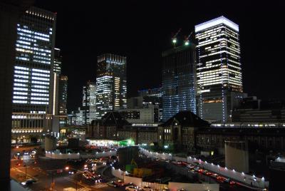東京駅周辺の夜景を楽しむ