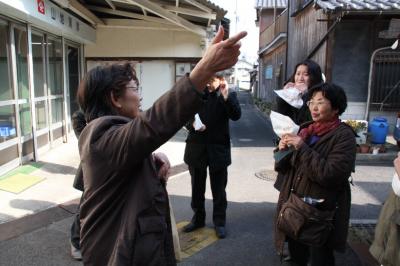 観音寺路地裏食べ歩き