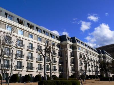 ２３．エクシブ山中湖 Ｄタイプ Ｍグレード 和洋室 コンベンションホール富士のディナーバイキング