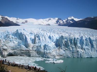 カラファテ　氷河に出会う旅