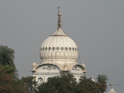 2008冬、インド旅行記(24/27)：1月28日(6)：デリー、フマユーン廟、ペルシャ風の幾何学的な庭園
