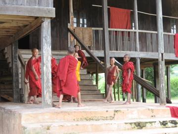 ミャンマー旅行記（3）－トレッキング第2日目 Ywapu（ワプ）～Titain－