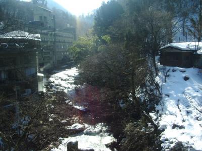 雪道、湯巡り。東山温泉