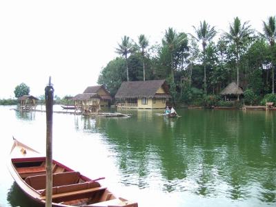 水上コテージ：カンポン・サンピルン(Kampung Sampireun)　～インドネシア紀行2007　vol.5～