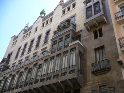グエル邸、ガウディ世界遺産（バルセロナ旧市街）