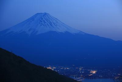「富士には月見草がよく似合ふ」　太宰治　富岳百景　天下茶屋　/御坂みち　御坂峠、三つ峠山へ　/河口湖　富士山を望む