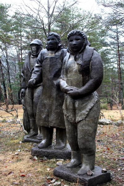 ひとり旅 [268] 想い出さがして＜たいどう彫刻村＞広島県千代田町