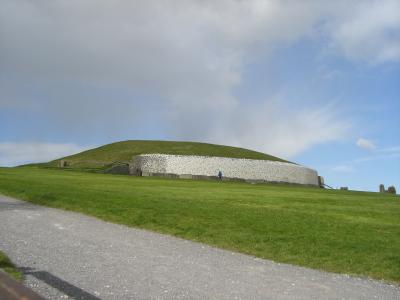 アイルランド世界遺産-ニューグレンジとタラの丘-