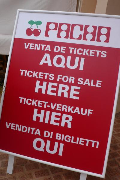 イビザ 地球の裏側のクラブで遊んでみる