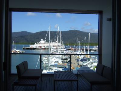 思う壺Barマダムの海外だってお部屋にこだわりた~い♪ ケアンズその4 「シャングリラ・ザ・マリーナ」 8thヘブン パッケージプランでホライゾンクラブルーム