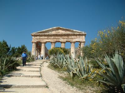 '02 シチリア島と南イタリア周遊～（２）古代ギリシャの神殿群、セジェスタ＆アグリジェント