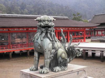 広島　宮島　厳島神社　たべてたべて～?