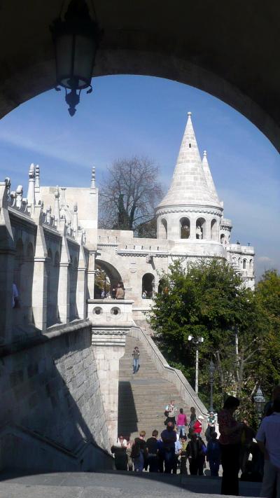 86漁夫の砦とテラスからのドナウ川とブダペストの街パノラマ