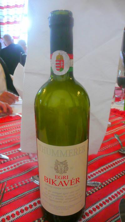 88『雄牛の血/ベグリ・ヴィカベル』で最後の昼食