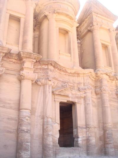 ヨルダン→エジプト→ドバイの旅　【3日目：ペトラ遺跡】