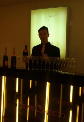 シャンペンの産地ランスへ。