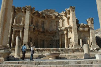 ペトラ遺跡・死海とアラビアのロレンスの舞台　ヨルダンの旅その１２～ジェラシュ