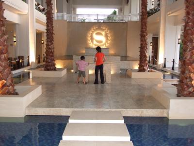 グッとくる、Sheratonオーシャンフロントジャグジースイート w/ うに♪