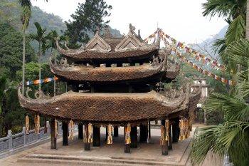 仏教の聖域、パヒュームパゴダへ