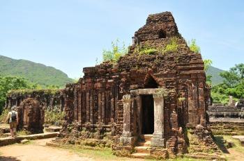 チャンパ王国の聖地　ミーソン遺跡