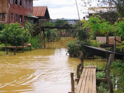 ミャンマー　その３■インレー湖　【トラブル勃発】