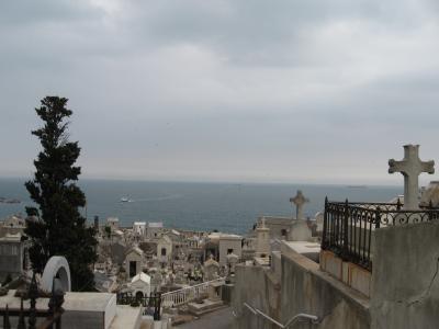 地中海の町セート、二人の詩人を訪ねる。